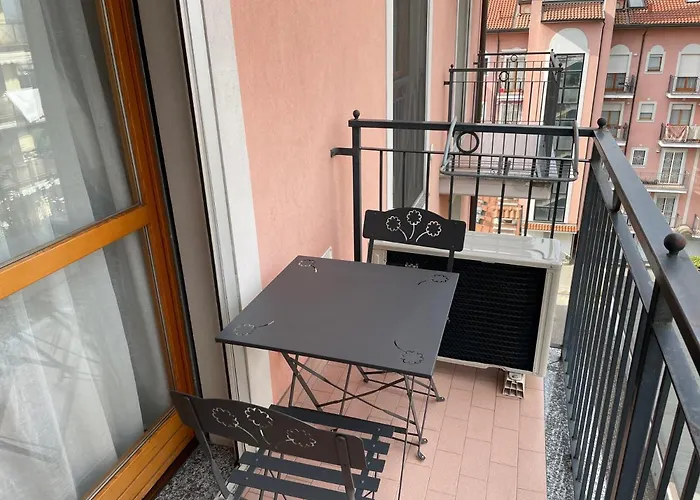 Casti - Appartamento Mm3 Comasina